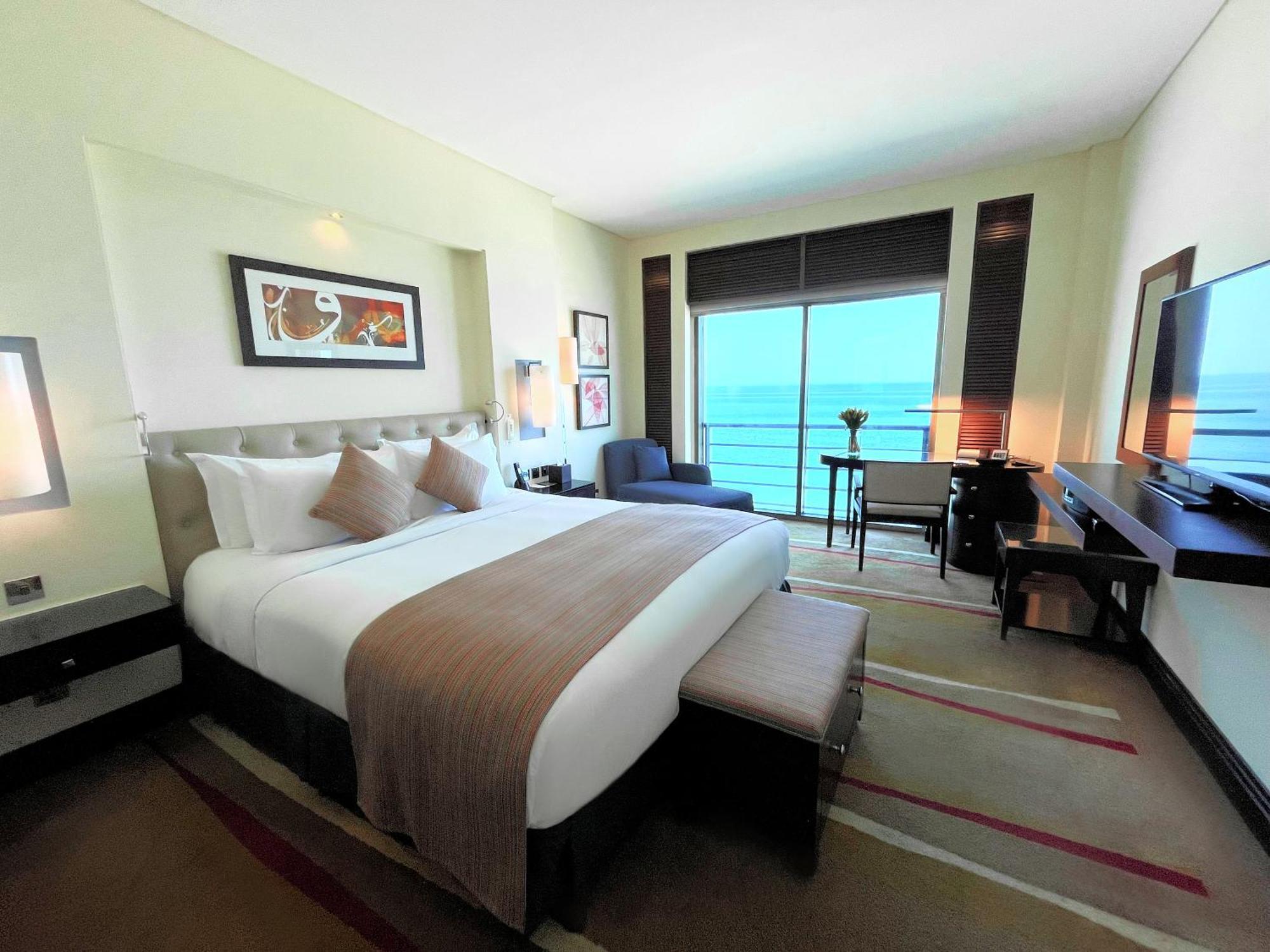 Sofitel The Corniche
